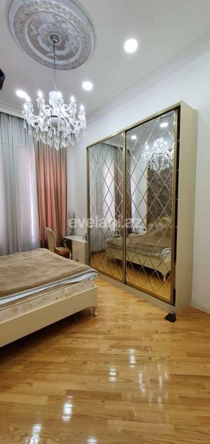 Satılır, köhnə tikili, 3 otaqlı, 100 m², Bakı, Səbail r, Sahil m.