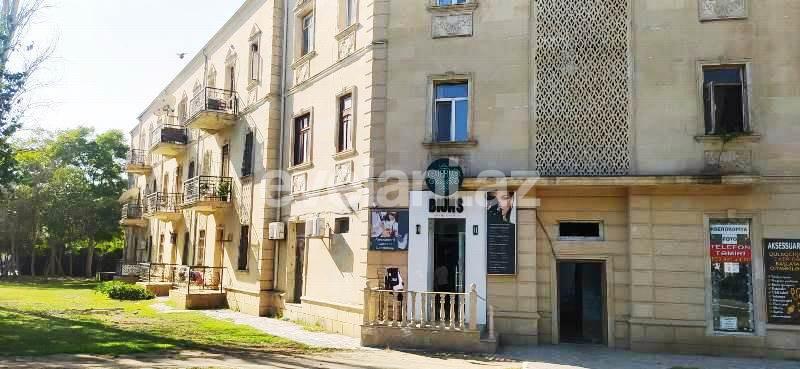 Satılır, köhnə tikili, 2 otaqlı, 50 m², Bakı, Sabunçu r, Bakıxanov q, Neftçilər m.