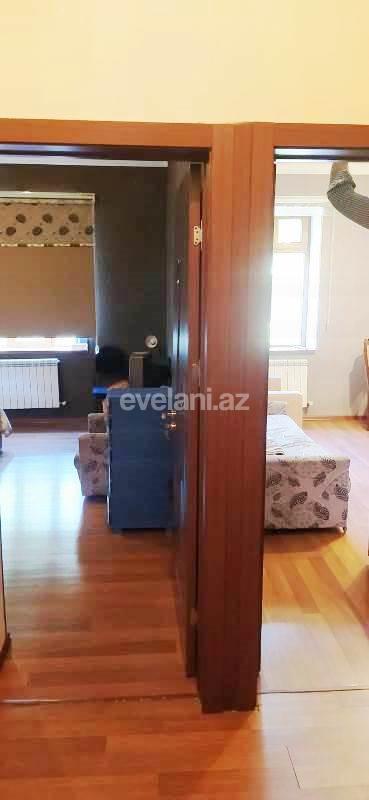 Satılır, köhnə tikili, 2 otaqlı, 50 m², Bakı, Sabunçu r, Bakıxanov q, Neftçilər m.