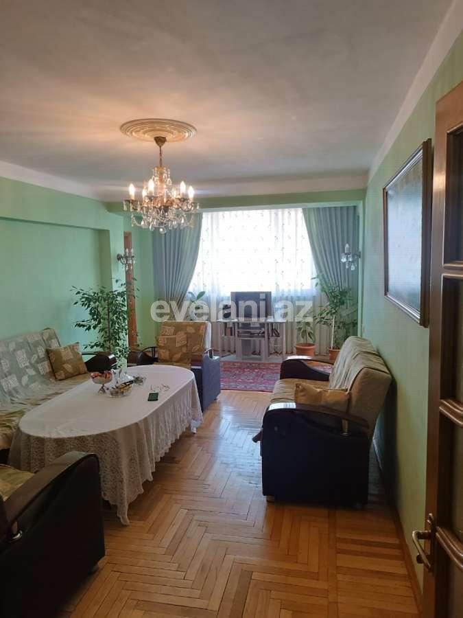 Satılır, köhnə tikili, 3 otaqlı, 85 m², Bakı, Yasamal r, Elmlər Akademiyası m.