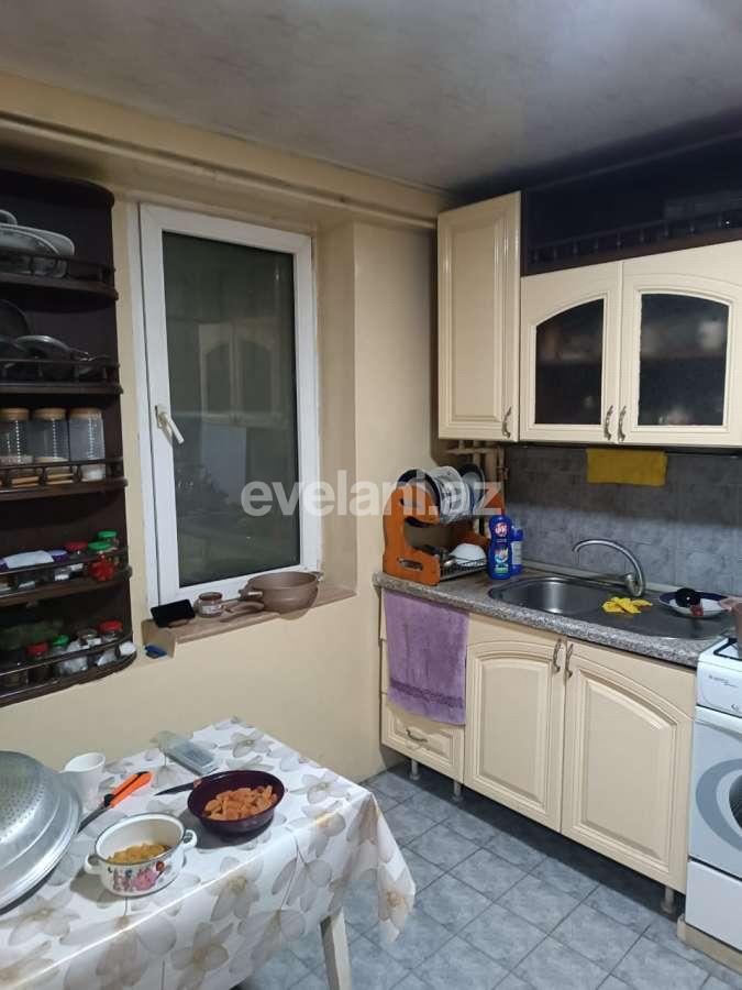 Satılır, köhnə tikili, 3 otaqlı, 85 m², Bakı, Yasamal r, Elmlər Akademiyası m.