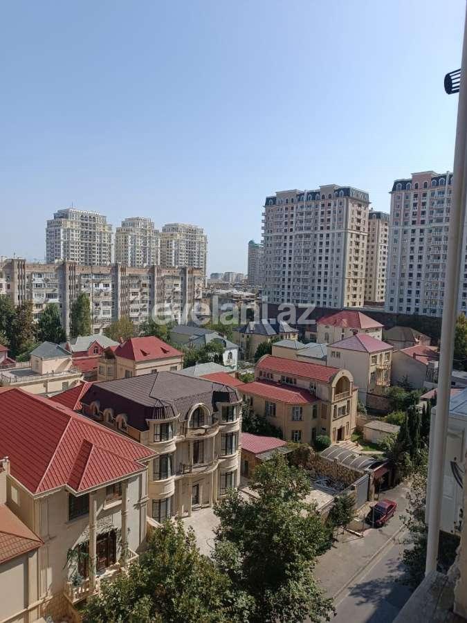 Satılır, köhnə tikili, 3 otaqlı, 85 m², Bakı, Yasamal r, Elmlər Akademiyası m.