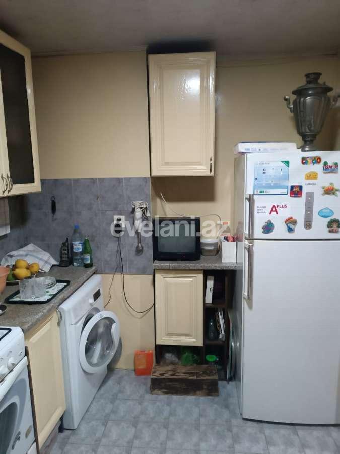 Satılır, köhnə tikili, 3 otaqlı, 85 m², Bakı, Yasamal r, Elmlər Akademiyası m.