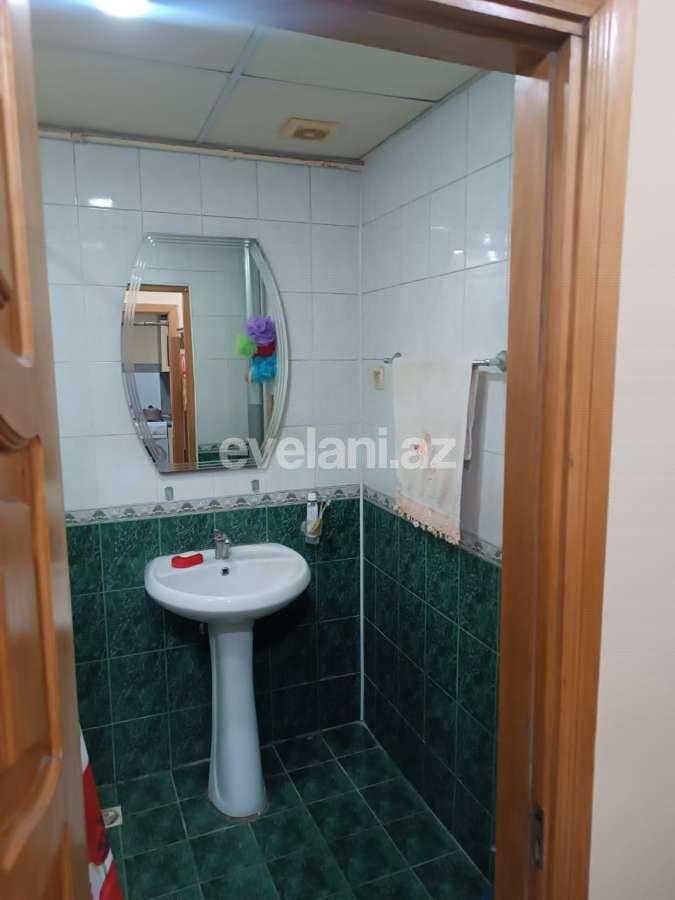 Satılır, köhnə tikili, 3 otaqlı, 85 m², Bakı, Yasamal r, Elmlər Akademiyası m.