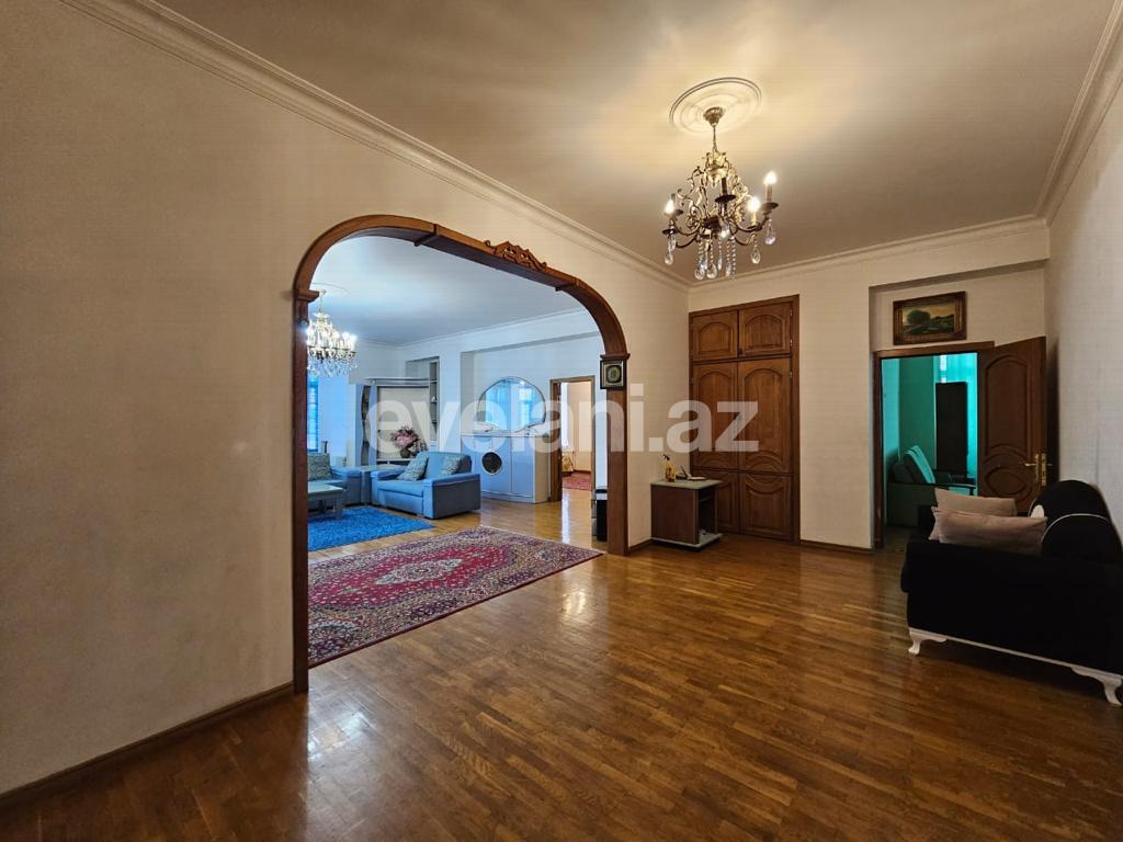 Rent, new building, 4 room, 200 m², Baku, Yasamal r, Nizami m.