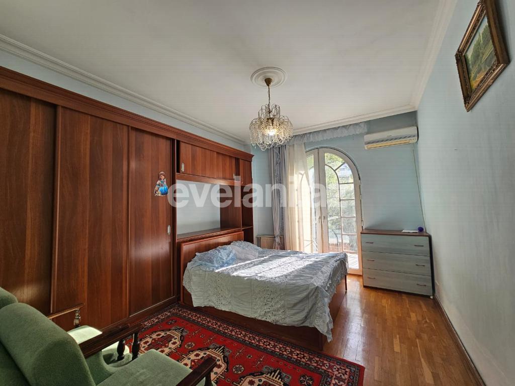 Rent, new building, 4 room, 200 m², Baku, Yasamal r, Nizami m.