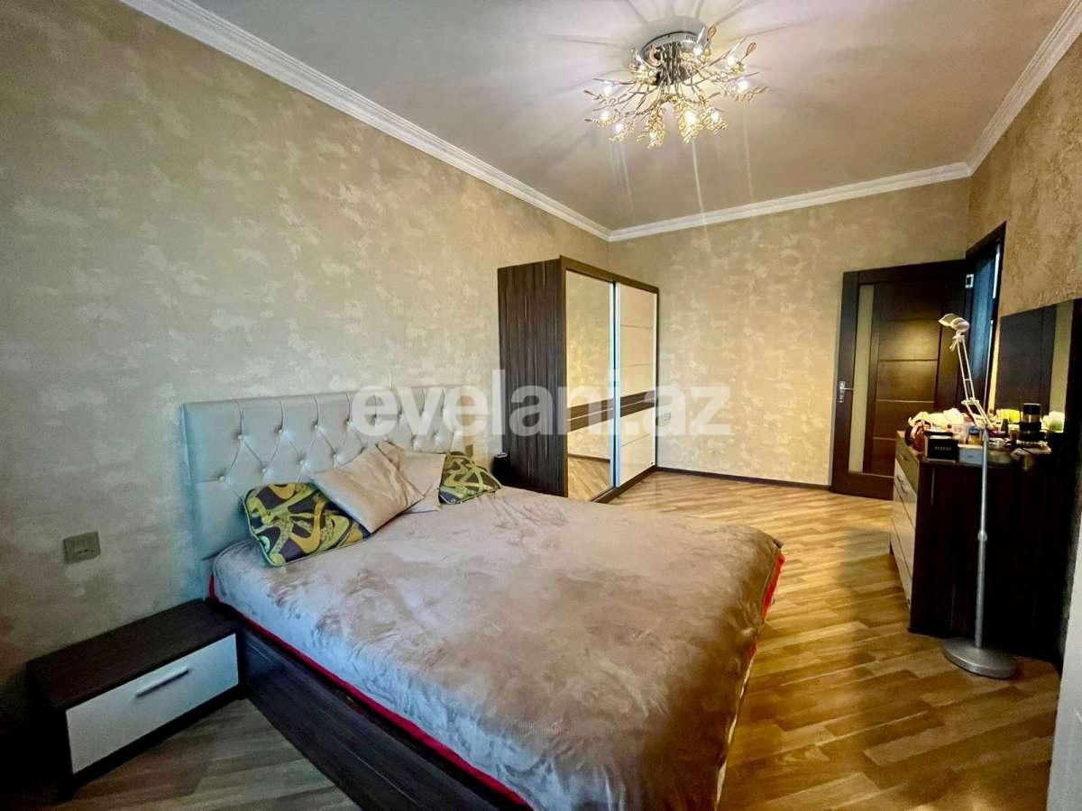 Satılır, köhnə tikili, 2 otaqlı, 65 m², Bakı, Binəqədi r, Azadlıq prospekti m.