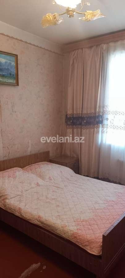 Sale, old building, 4 room, 100 m², Baku, Surakhani r, Gharachukhur d.