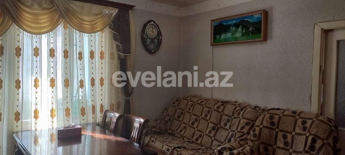 Sale, old building, 4 room, 100 m², Baku, Surakhani r, Gharachukhur d.