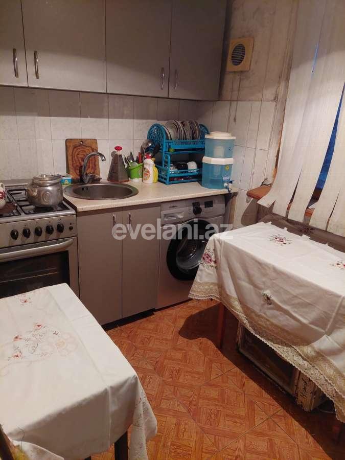 Satılır, köhnə tikili, 3 otaqlı, 47 m², Bakı, Nizami r, Neftçilər m.