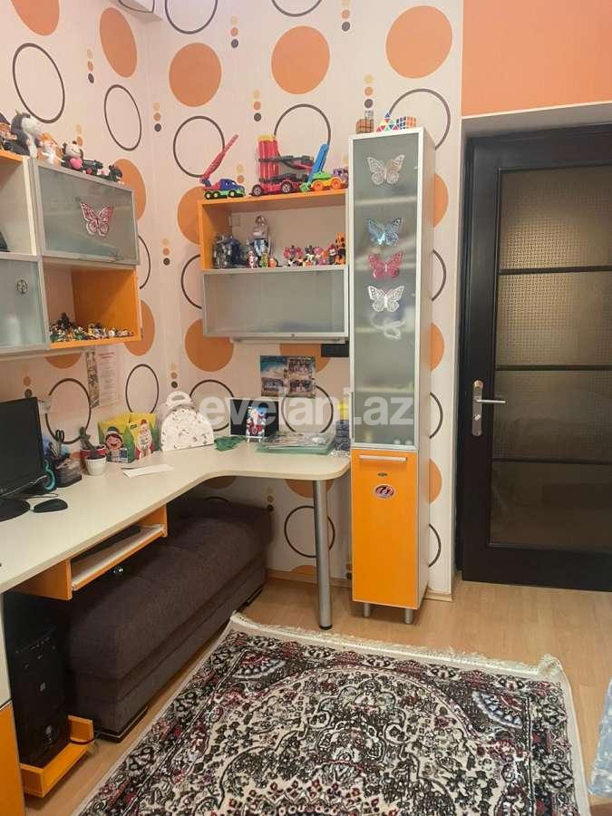 Satılır, köhnə tikili, 3 otaqlı, 65 m², Bakı, Nərimanov r, Montin q.