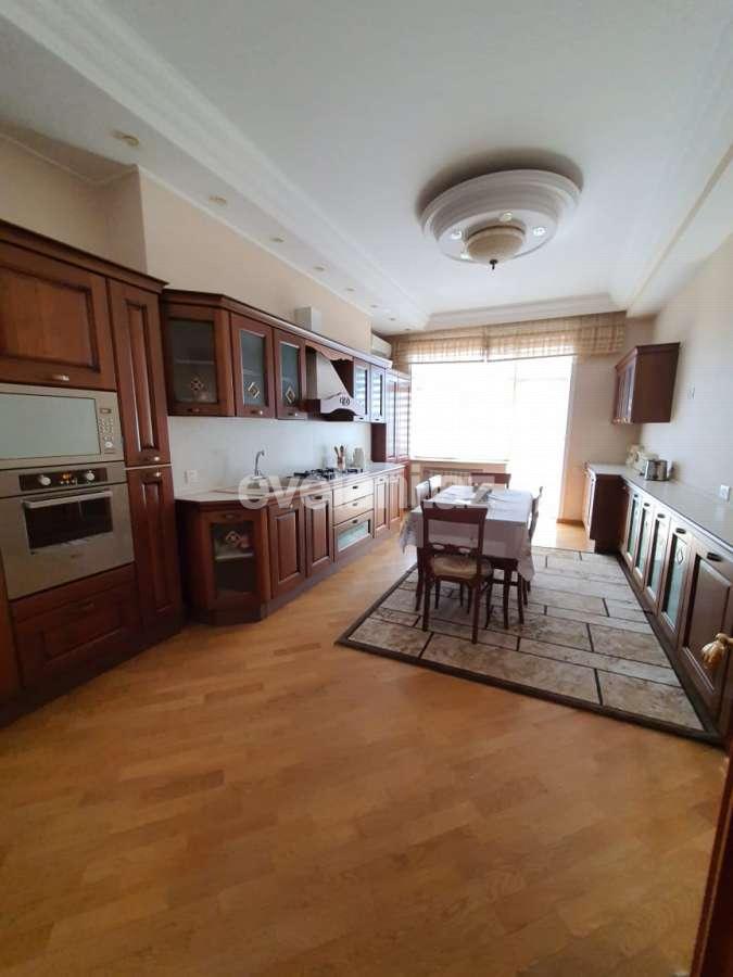 Сдаётся, новостройка, 4-комнаты, 217 m², Баку, Ясамальский r, Элмляр Академиясы m.