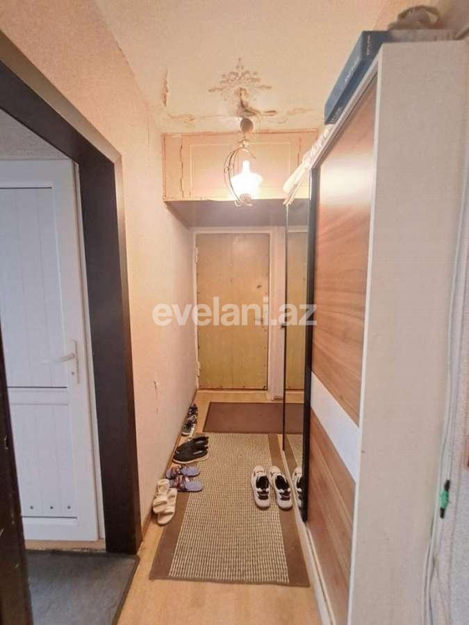 Satılır, köhnə tikili, 2 otaqlı, 50 m², Bakı, Yasamal r, Elmlər Akademiyası m.