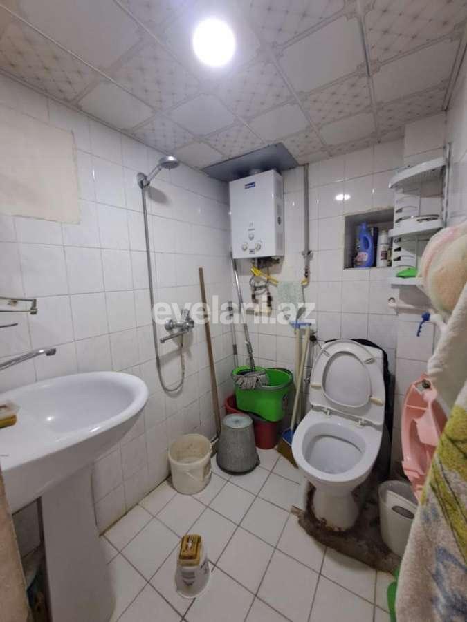 Satılır, köhnə tikili, 2 otaqlı, 50 m², Bakı, Yasamal r, Elmlər Akademiyası m.