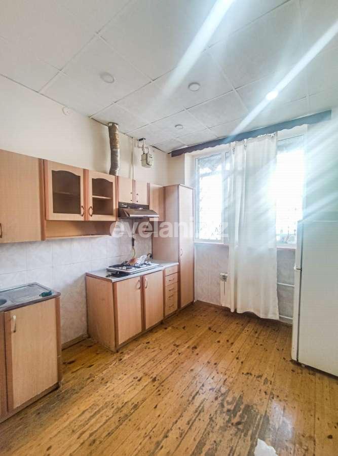 Kirayə verilir, köhnə tikili, 2 otaqlı, 50 m², Bakı, Nizami r, Neftçilər m.