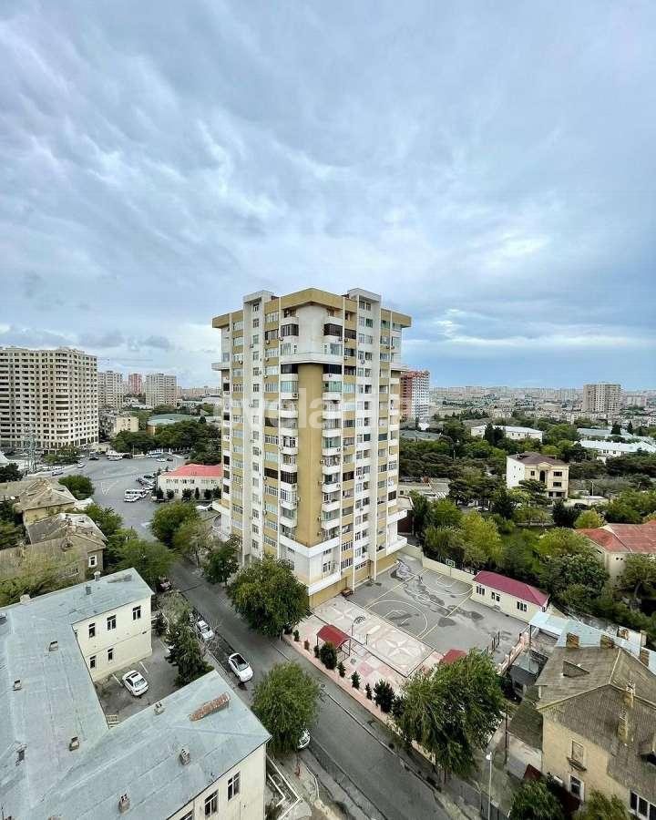 Satılır, yeni tikili, 2 otaqlı, 64 m², Bakı, Nizami r, Qara Qarayev m.