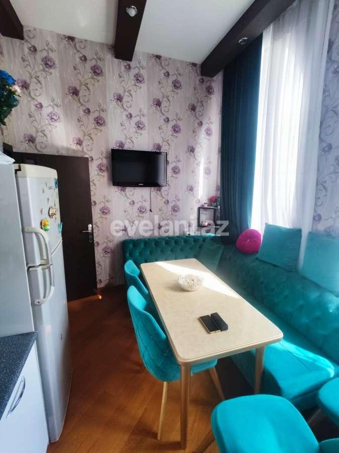 Satılır, həyət evi / bağ, 4 otaqlı, 109 m², Bakı, Səbail r, Bayıl q.