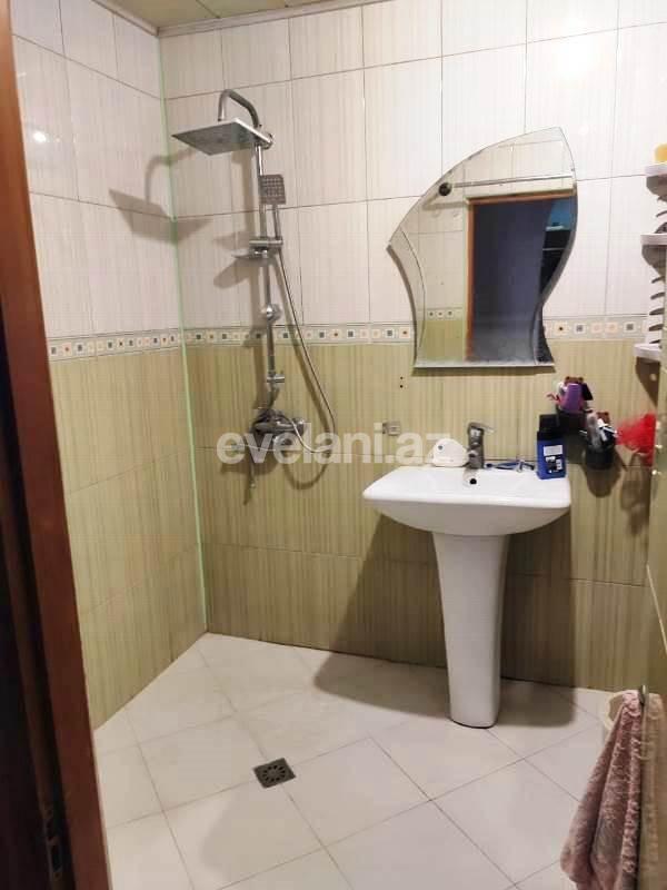 Sale, old building, 3 room, 75 m², Baku, Surakhani r, Gharachukhur d, Neftchilar m.