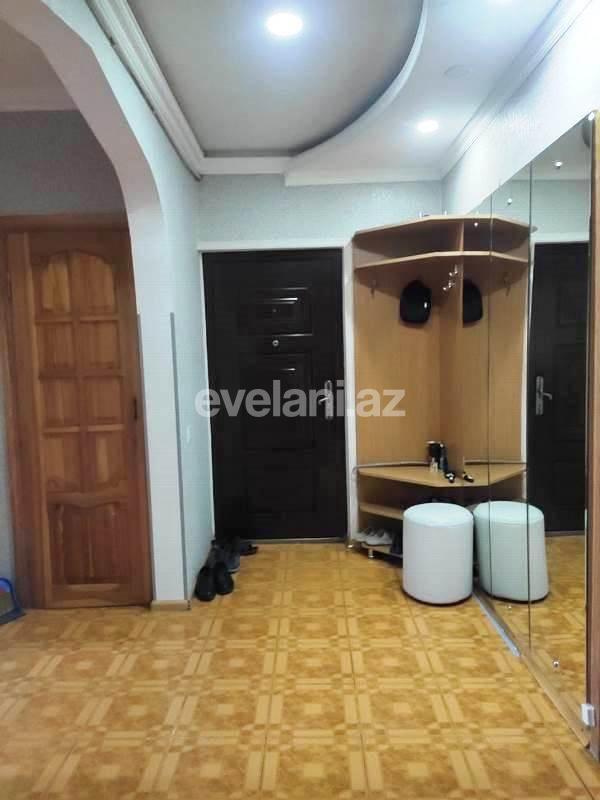 Sale, old building, 3 room, 75 m², Baku, Surakhani r, Gharachukhur d, Neftchilar m.