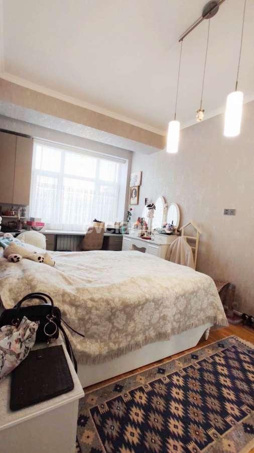 Satılır, yeni tikili, 3 otaqlı, 76 m², Bakı, Yasamal r, İnşaatçılar m.