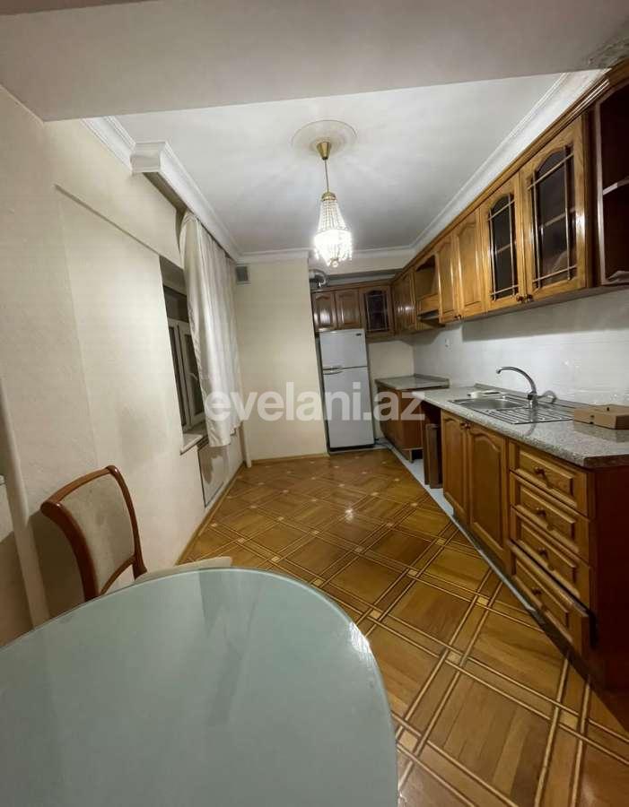 Kirayə verilir, köhnə tikili, 2 otaqlı, 60 m², Bakı, Xətai r, Şah İsmayıl Xətai m.