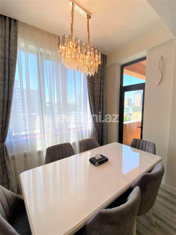 Satılır, yeni tikili, 3 otaqlı, 120 m², Bakı, Yasamal r, Elmlər Akademiyası m.