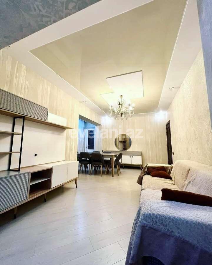 Satılır, köhnə tikili, 3 otaqlı, 75 m², Bakı, Xətai r, Əhmədli m.