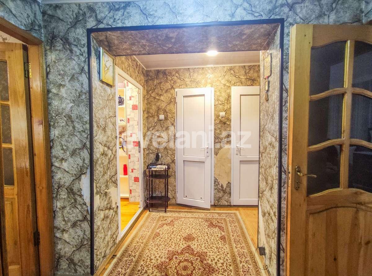 Satılır, köhnə tikili, 3 otaqlı, 70 m², Bakı, Nizami r, Neftçilər m.