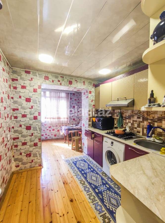 Satılır, köhnə tikili, 3 otaqlı, 70 m², Bakı, Nizami r, Neftçilər m.