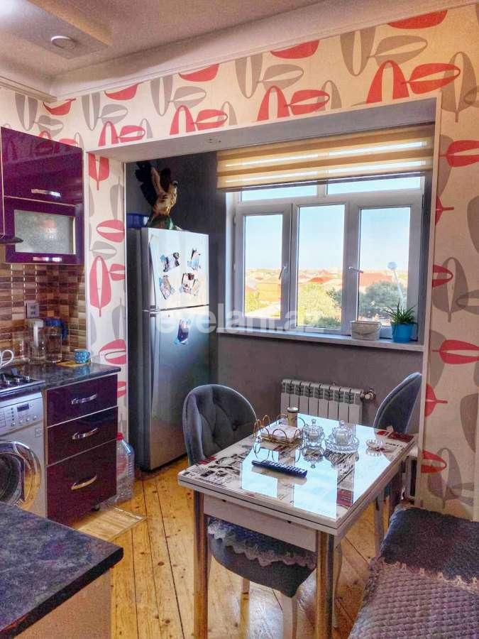 Satılır, köhnə tikili, 3 otaqlı, 65 m², Bakı, Suraxanı r, Hövsan q.