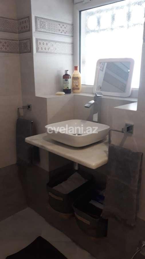 Sale, old building, 1 room, 35 m², Baku, Nasimi r, Ganjlik m.