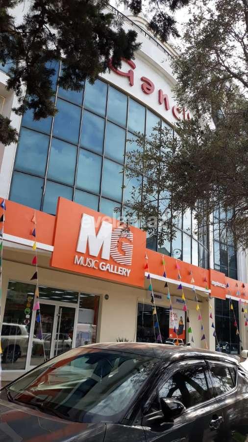 Satılır, köhnə tikili, 2 otaqlı, 50 m², Bakı, Nərimanov r, Gənclik m.