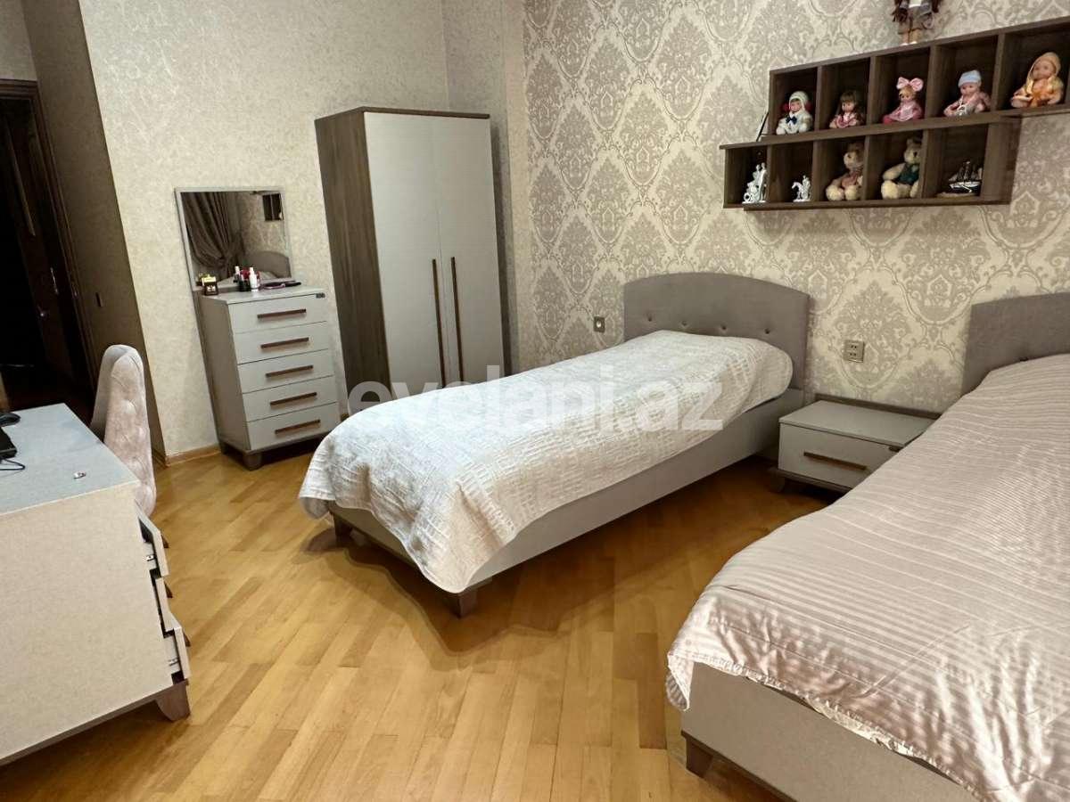 Satılır, yeni tikili, 3 otaqlı, 126 m², Bakı, Nizami r, Neftçilər m.