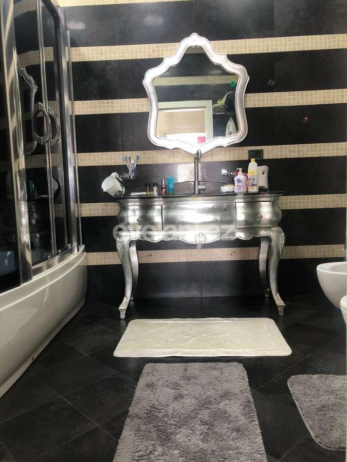 Rent, new building, 4 room, 200 m², Baku, Narimanov r, 28 may m.