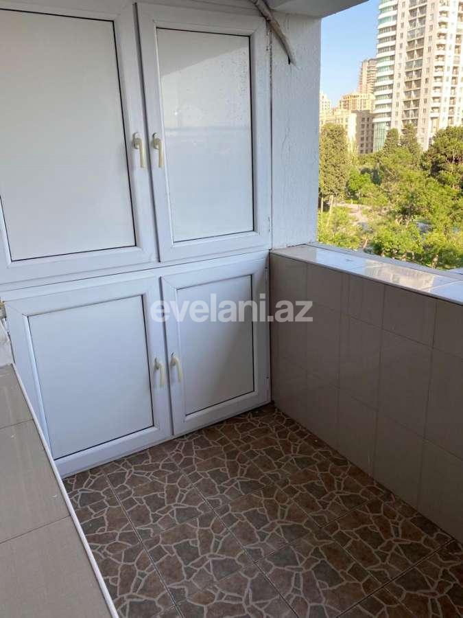 Сдаётся, вторичка, 3-комнаты, 70 m², Баку, Насиминский r, 28 мая m.