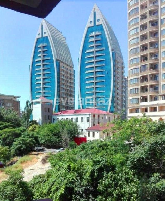 Kirayə verilir, yeni tikili, 3 otaqlı, 130 m², Bakı, Yasamal r, Elmlər Akademiyası m.