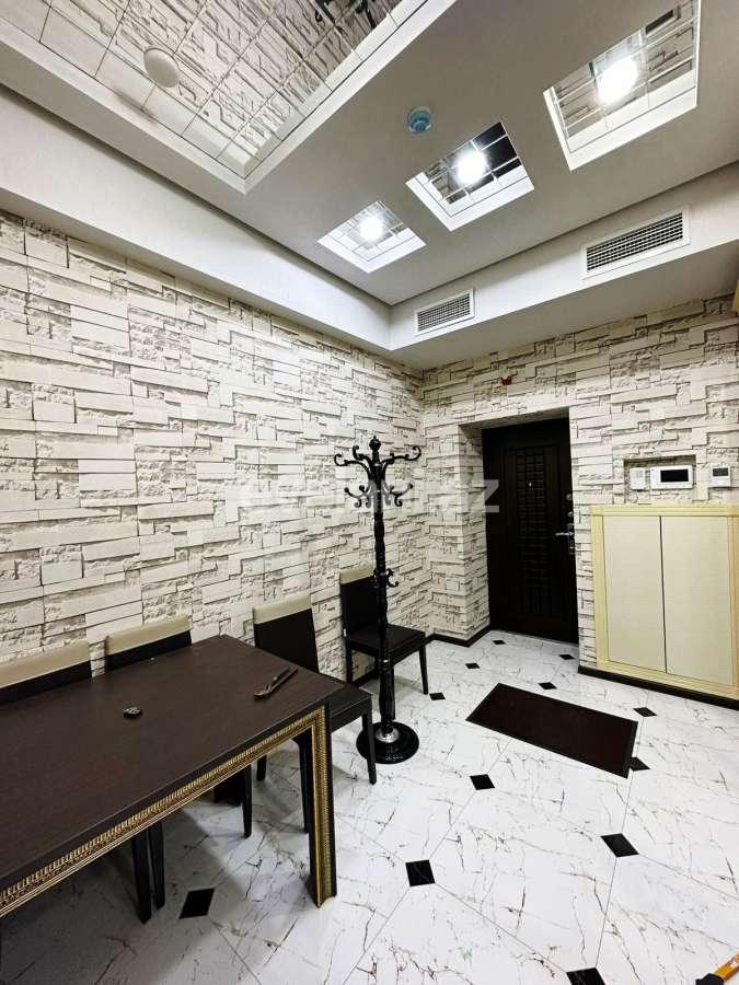 Kirayə verilir, yeni tikili, 3 otaqlı, 130 m², Bakı, Yasamal r, Elmlər Akademiyası m.