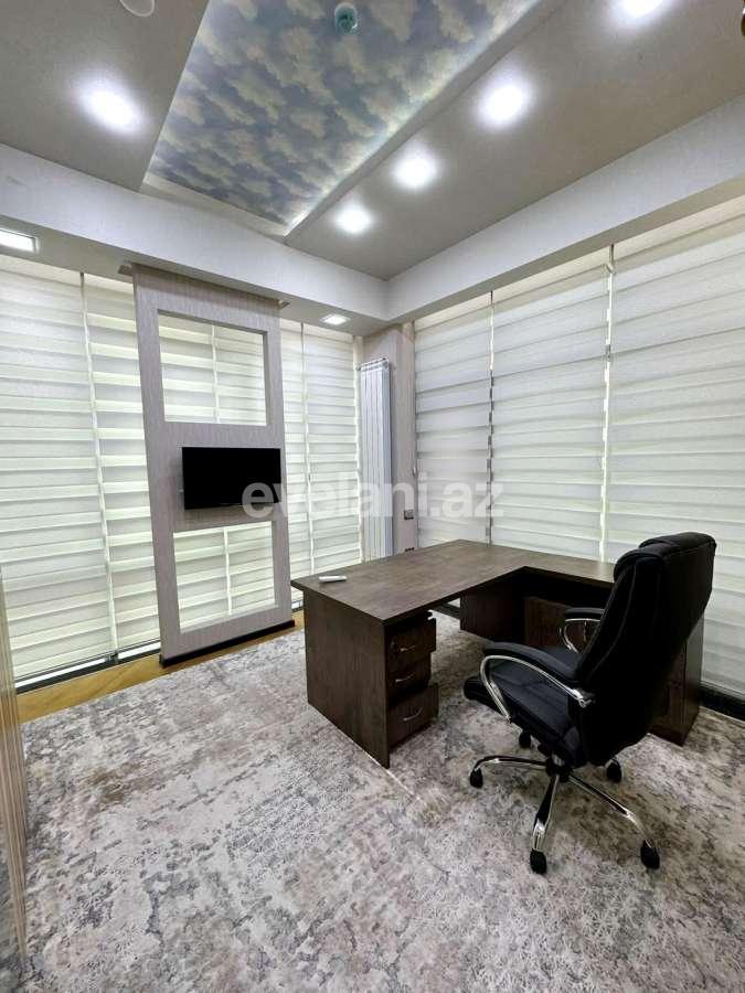 Kirayə verilir, yeni tikili, 3 otaqlı, 130 m², Bakı, Yasamal r, Elmlər Akademiyası m.