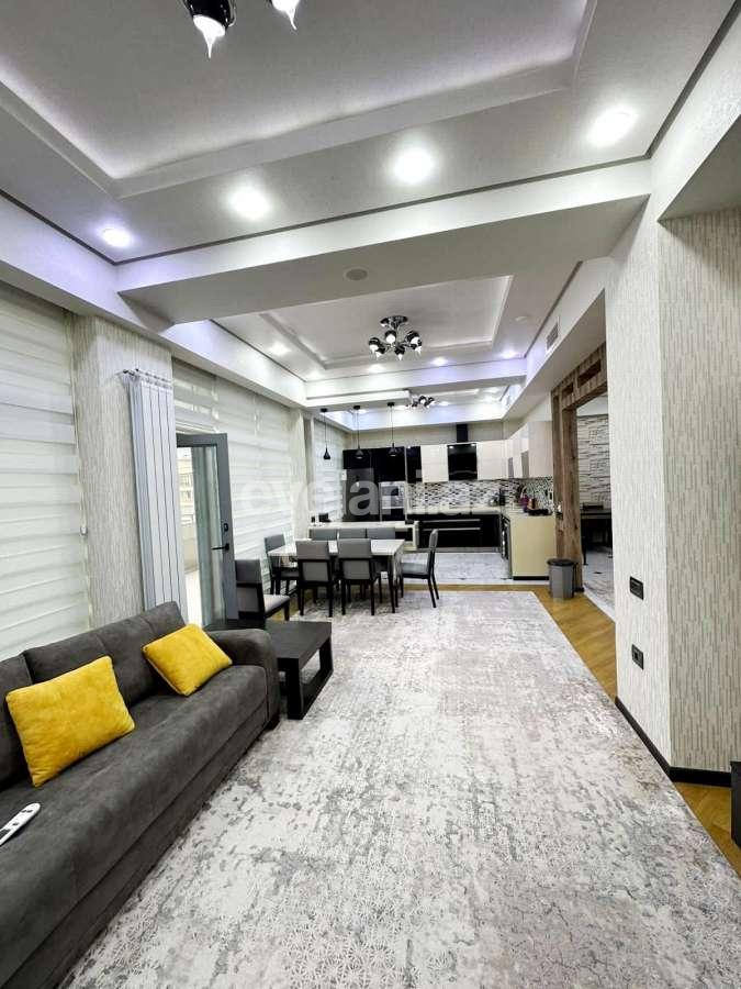 Kirayə verilir, yeni tikili, 3 otaqlı, 130 m², Bakı, Yasamal r, Elmlər Akademiyası m.