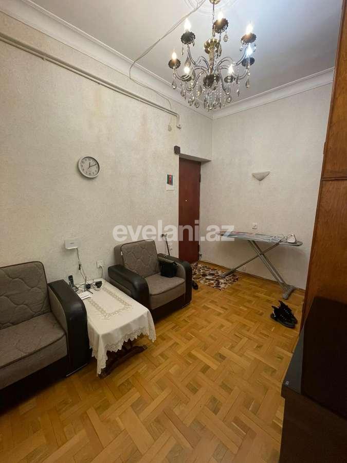 Сдаётся, вторичка, 3-комнаты, 70 m², Баку, Ясамальский r, Элмляр Академиясы m.