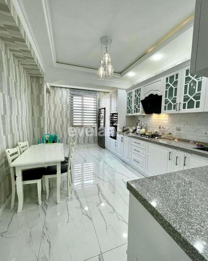 Satılır, yeni tikili, 3 otaqlı, 138 m², Bakı, Xətai r, Xalqlar Dostluğu m.