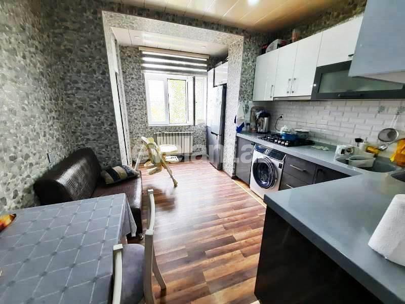 Satılır, köhnə tikili, 2 otaqlı, 65 m², Bakı, Sabunçu r, Neftçilər m.