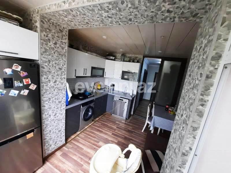 Satılır, köhnə tikili, 2 otaqlı, 65 m², Bakı, Sabunçu r, Neftçilər m.