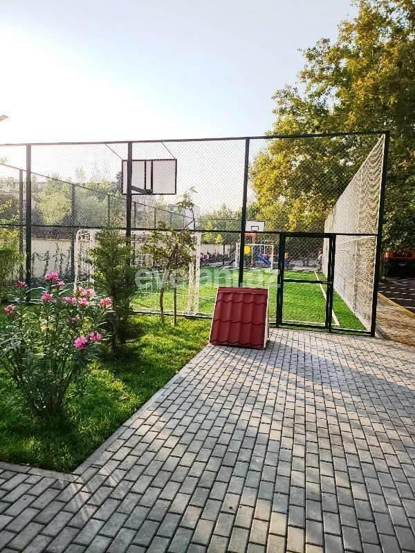 Satılır, köhnə tikili, 2 otaqlı, 65 m², Bakı, Sabunçu r, Neftçilər m.