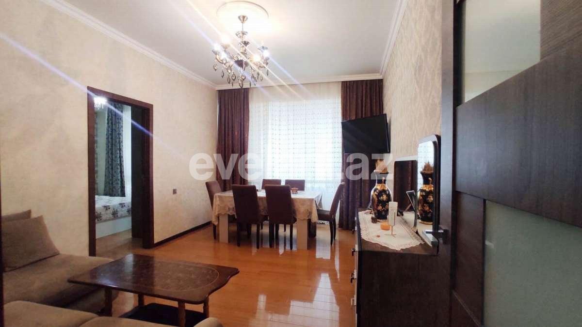 Satılır, yeni tikili, 3 otaqlı, 72 m², Bakı, Suraxanı r, Massiv D q, Xalqlar Dostluğu m.