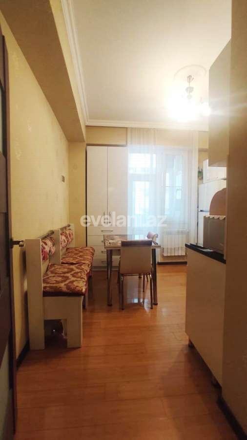 Satılır, yeni tikili, 3 otaqlı, 72 m², Bakı, Suraxanı r, Massiv D q, Xalqlar Dostluğu m.