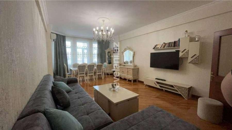 Satılır, yeni tikili, 3 otaqlı, 140 m², Bakı, Yasamal r, Yasamal q, Elmlər Akademiyası m.