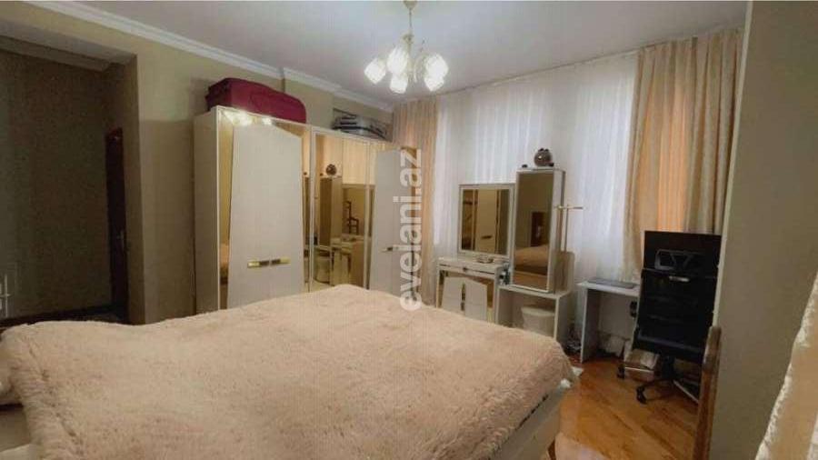 Satılır, yeni tikili, 3 otaqlı, 140 m², Bakı, Yasamal r, Yasamal q, Elmlər Akademiyası m.