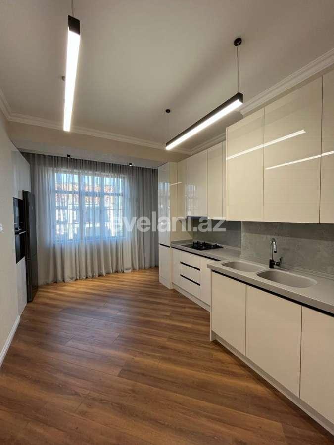 Satılır, yeni tikili, 2 otaqlı, 82 m², Bakı, Nərimanov r, 28 may m.