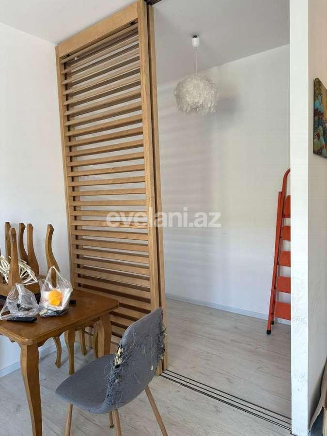 Satılır, köhnə tikili, 2 otaqlı, 63 m², Bakı, Yasamal r, Nizami m.